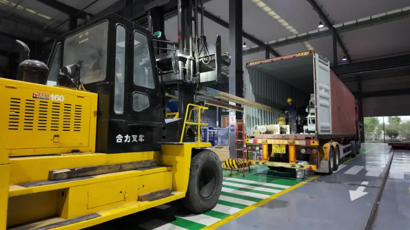 Kapal massive nggawa kapercayan, lan piranti sing diperdiksi kanthi cerdas kanggo tujuan ing saindenging jagad. Kapal massive nggawa kapercayan, lan piranti sing diperdiksi kanthi cerdas kanggo tujuan ing saindenging jagad.